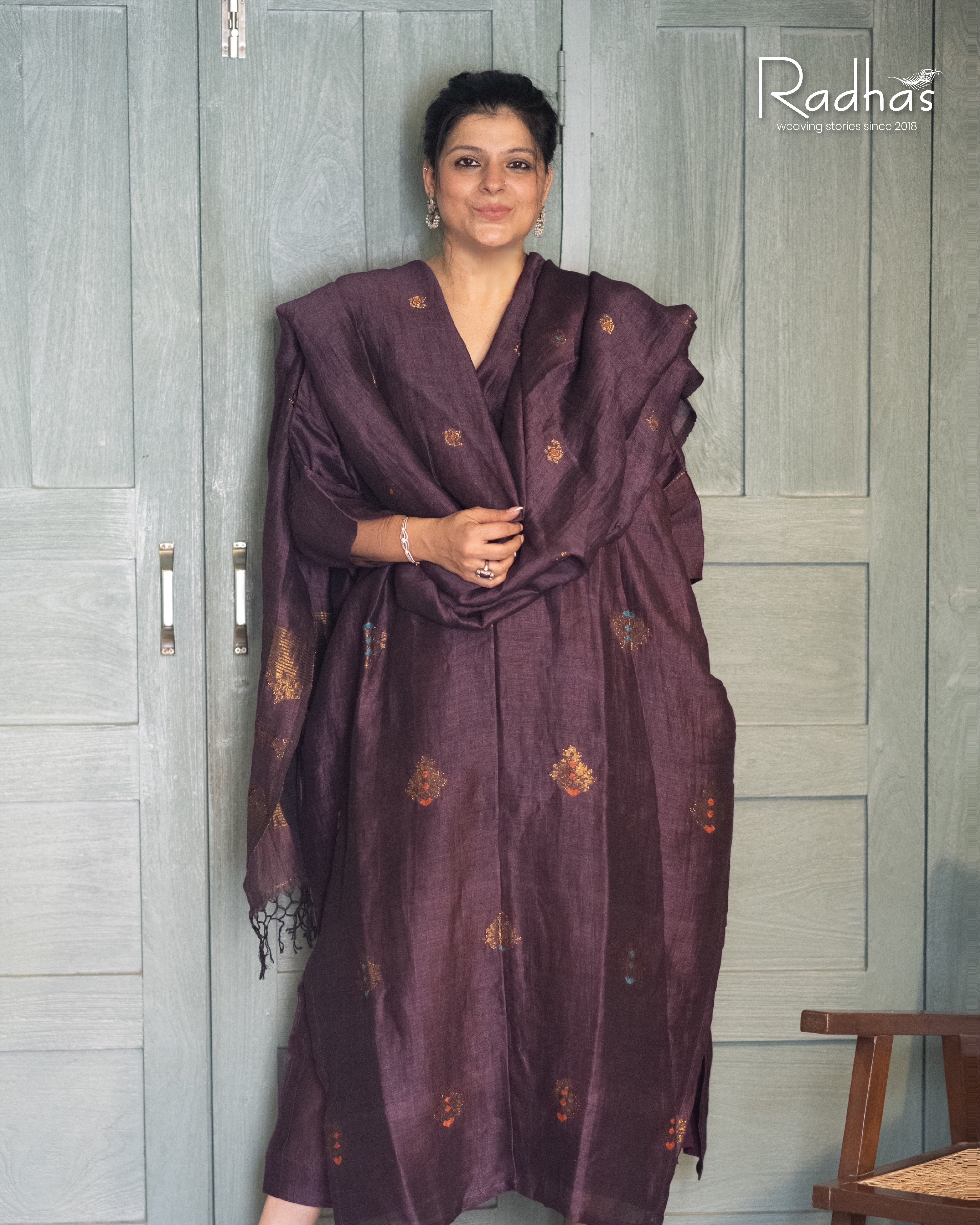 Pure Linen Zari Jamdanis