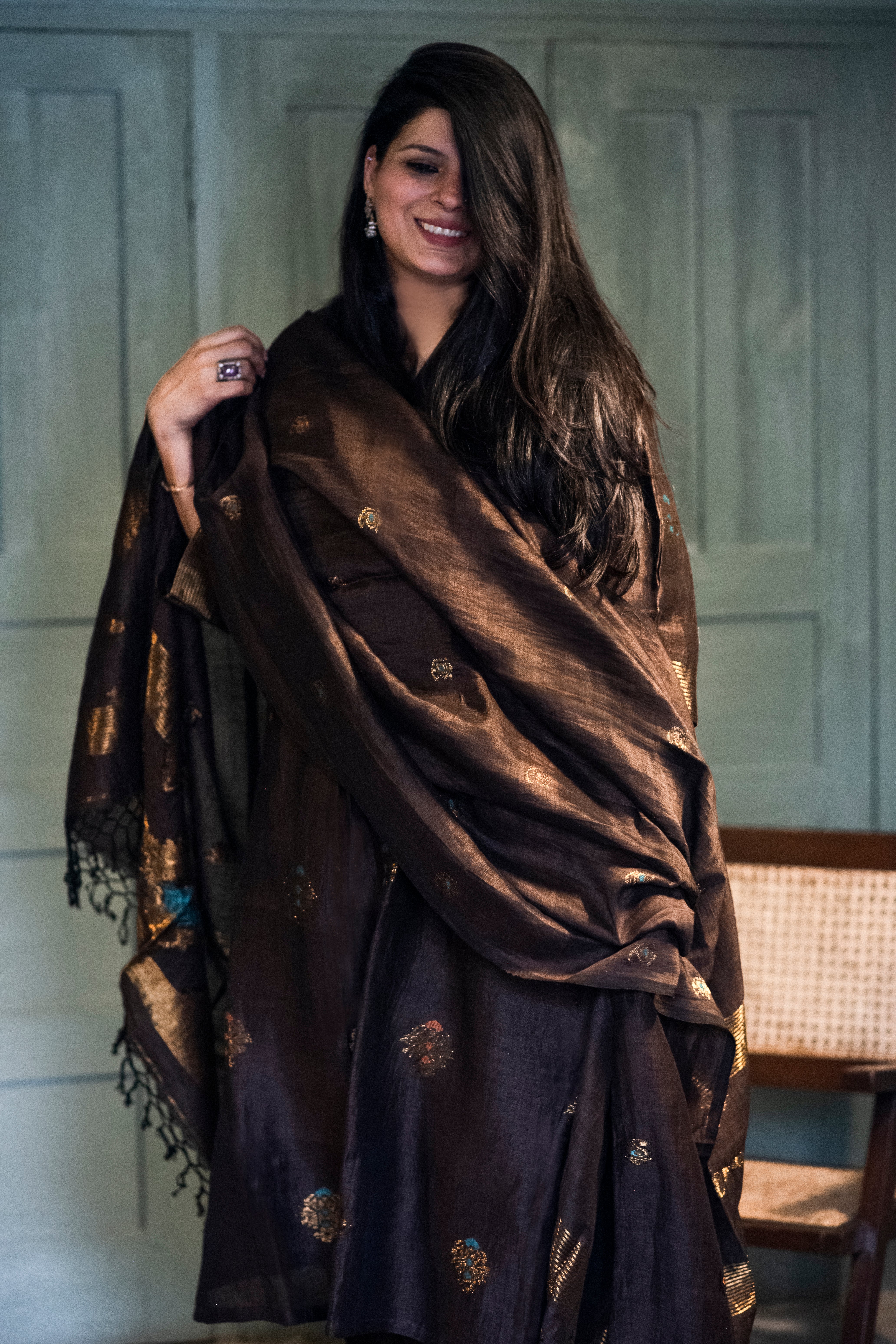 Pure Linen Zari Jamdanis