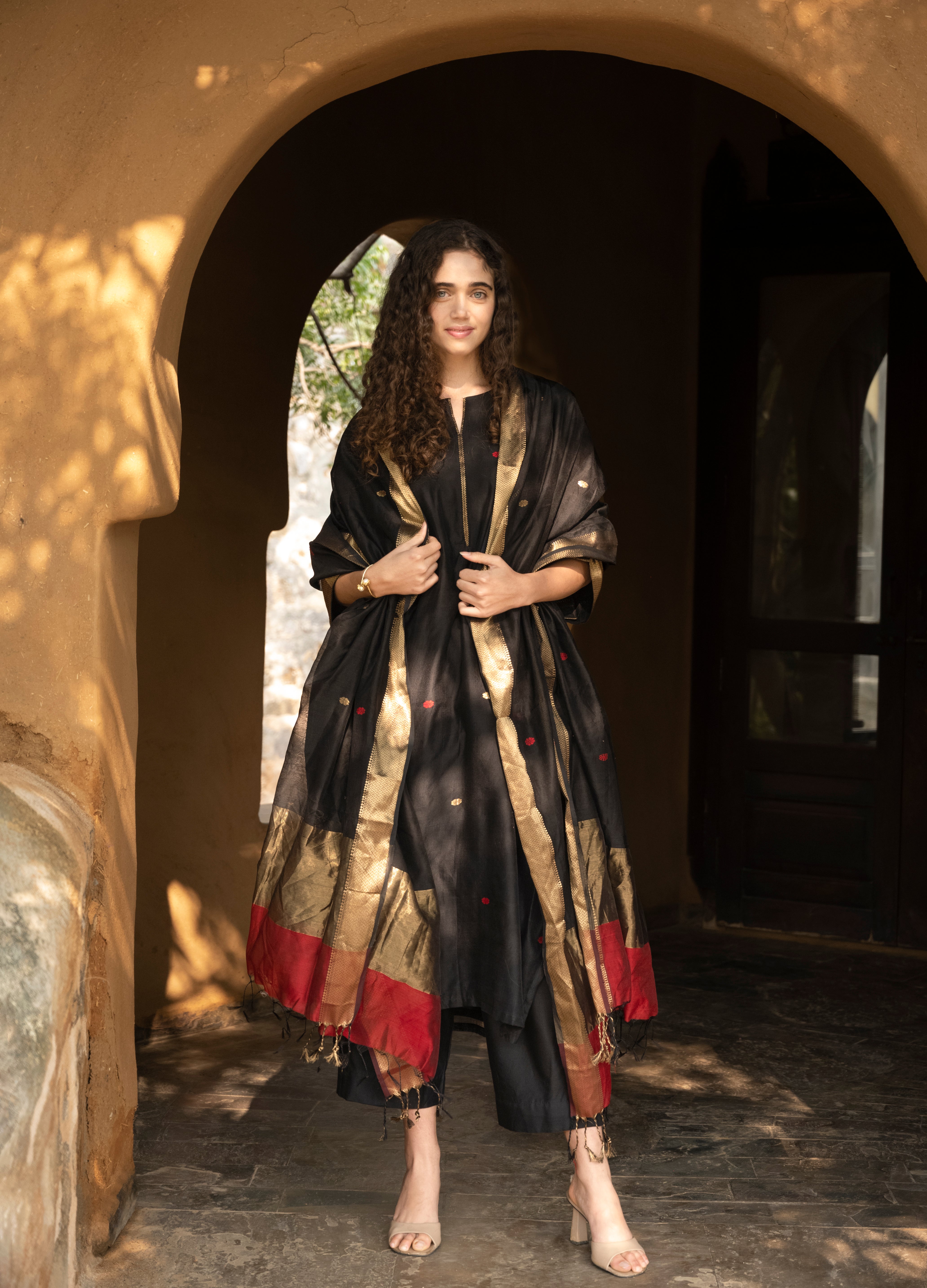 Pure Maheshwari Silk With Handwoven Motifs