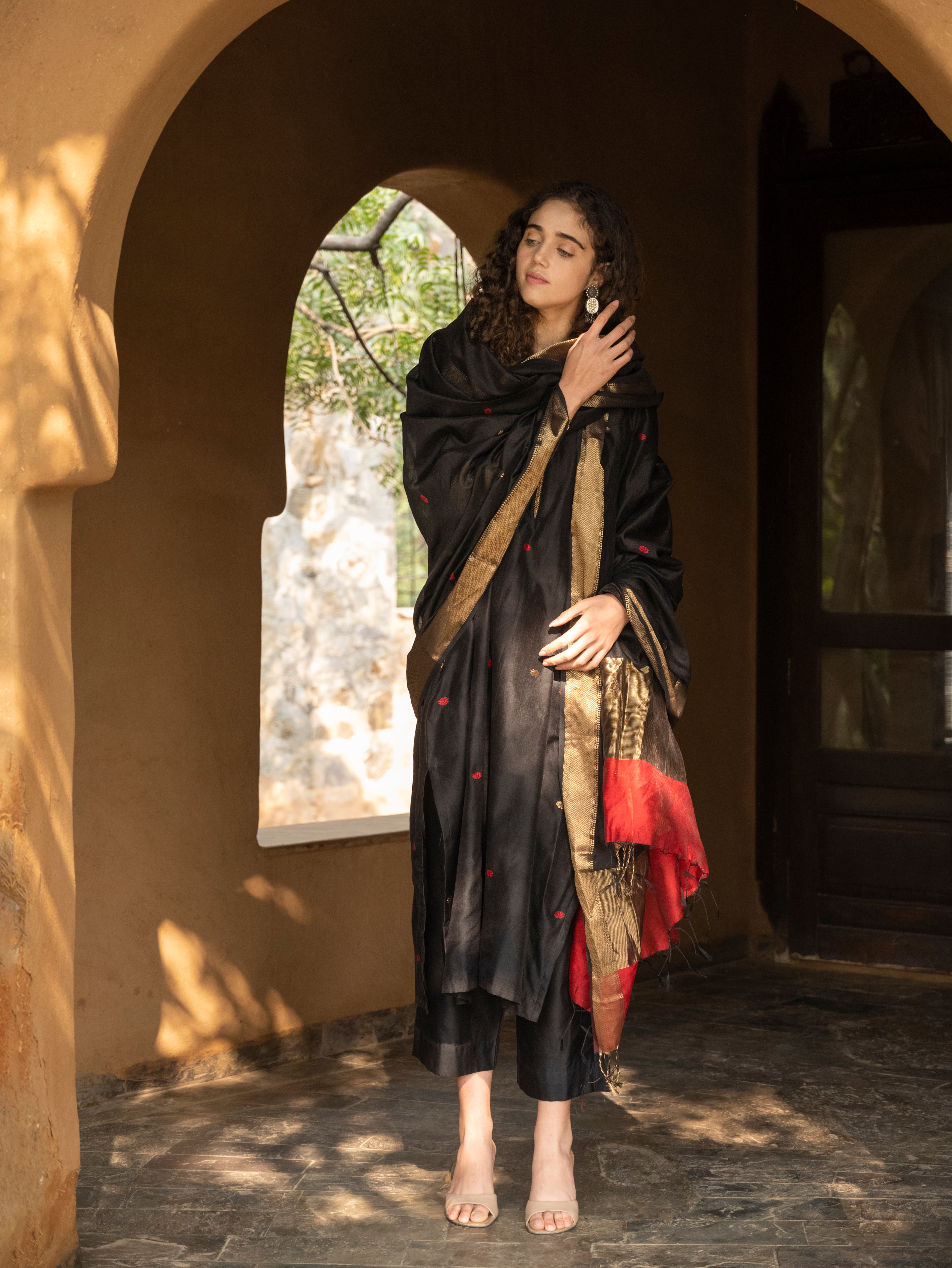 Pure Maheshwari Silk With Handwoven Motifs