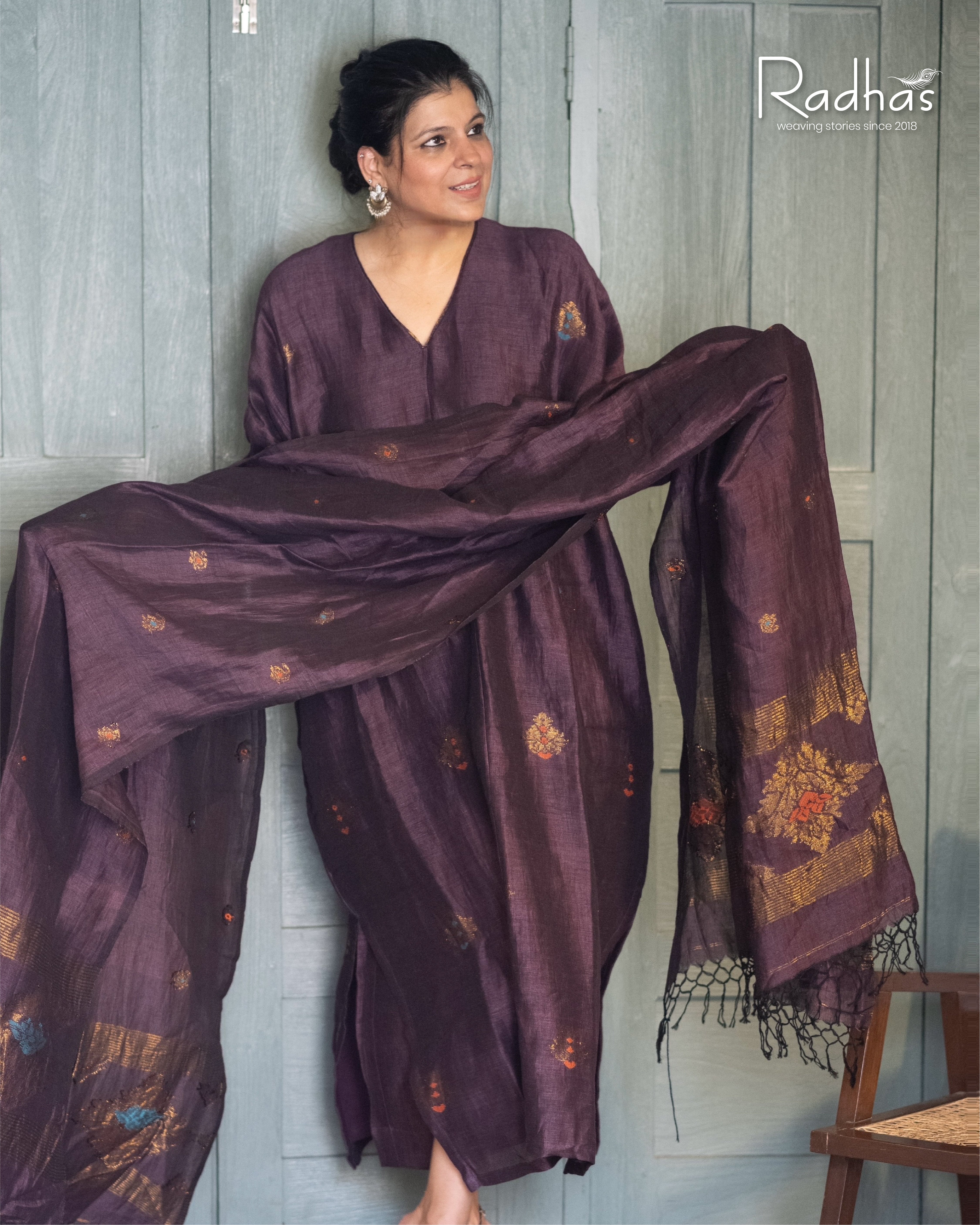 Pure Linen Zari Jamdanis