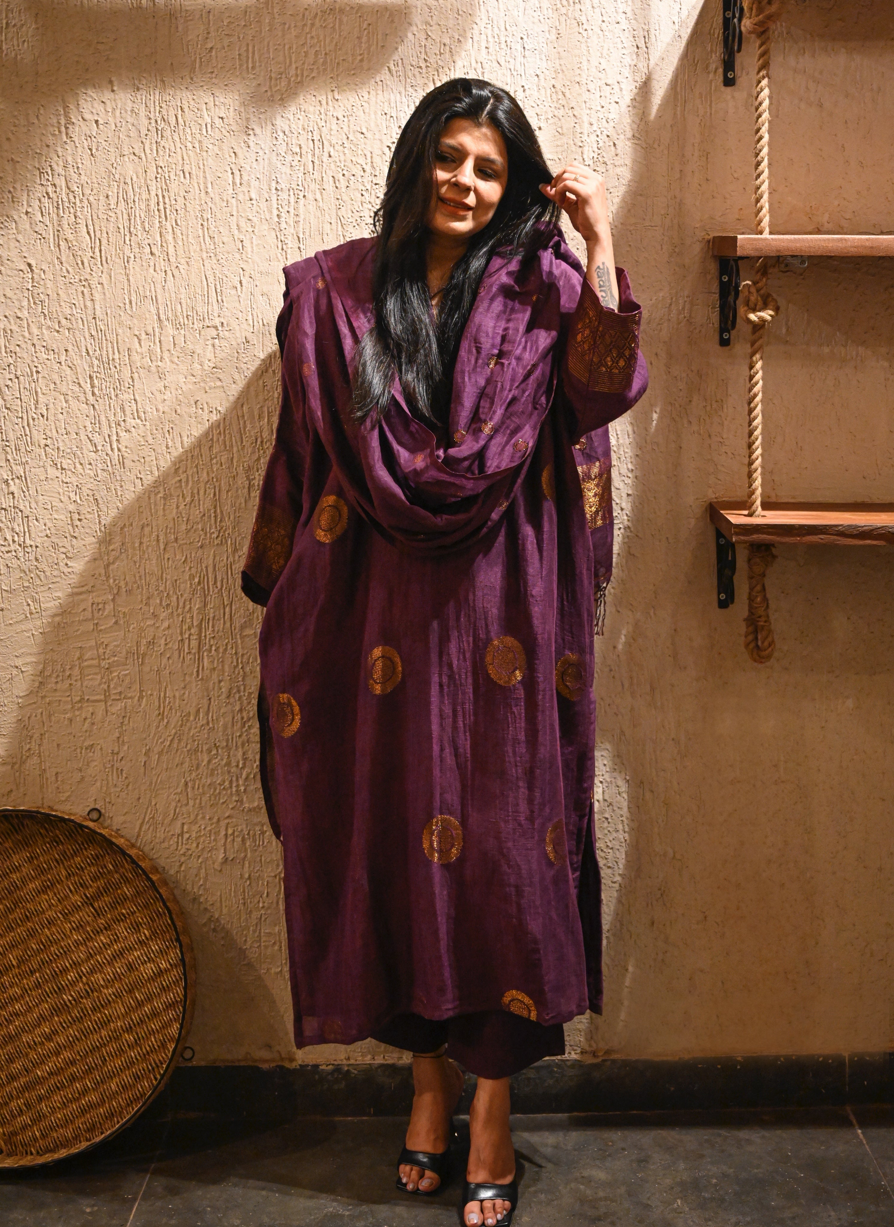 Purple Linen Zari Jamdani | Pure Handwoven Linen | Luxury Indian Occasion Wear